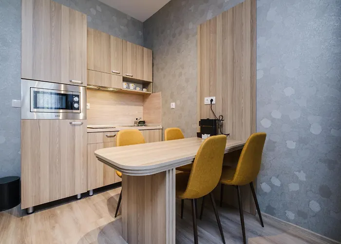 а17 - Next To Rowing Channel And Hospitals *