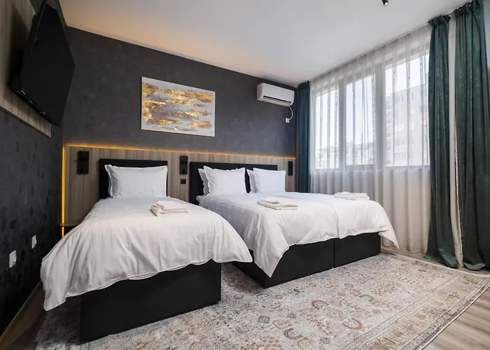 а17 - Next To Rowing Channel And Hospitals