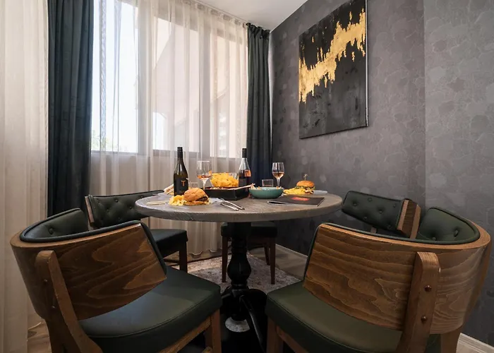 а17 - Next To Rowing Channel And Hospitals